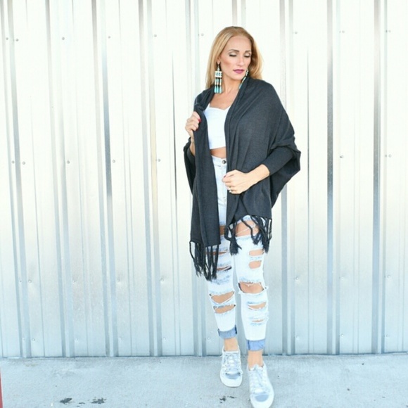 CHARCOAL GRAY WRAP/SHRUG - Picture 2 of 4